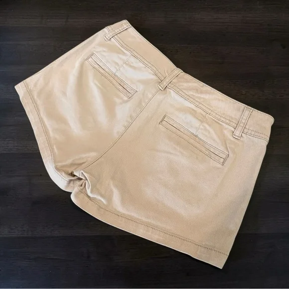NWOT Arizona Jean Co. Size 1 Khaki Tan Shorts Low Rise 2.5” inseam Belt Loops - Picture 7 of 7
